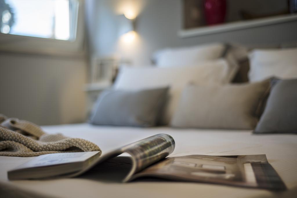 Riviera Carducci Rooms بسكييرا ديل غاردا المظهر الخارجي الصورة