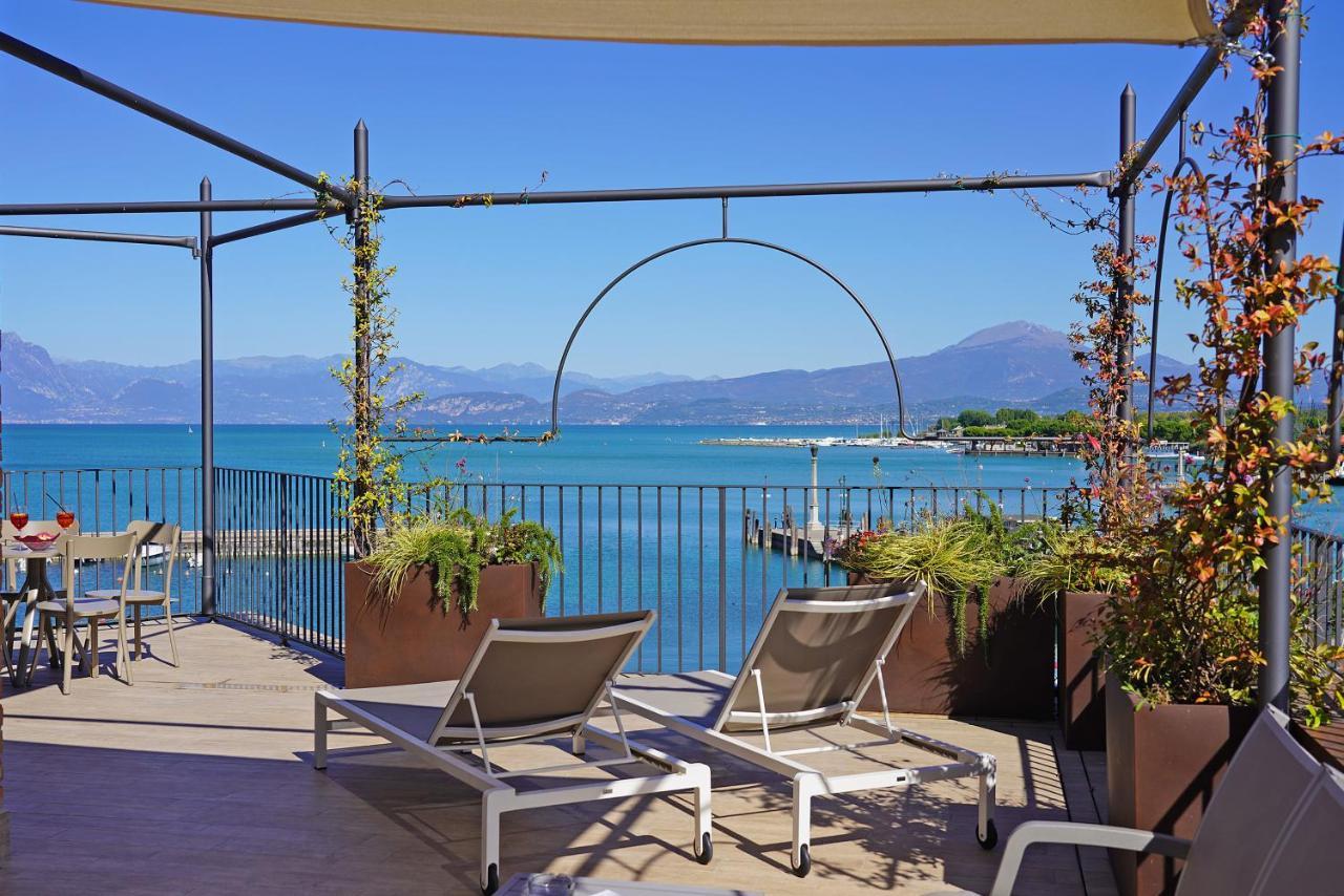 Riviera Carducci Rooms بسكييرا ديل غاردا المظهر الخارجي الصورة